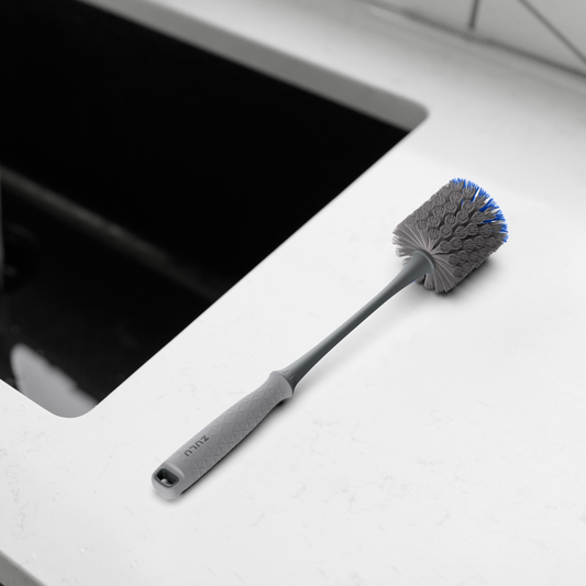 bottle-and-straw-cleaning-brush-set-y0 ZuluBottle_StrawBrush_BySink.png